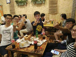 罗甸烧烤加盟,学烧烤技术,开烧烤店多少钱疯狂烤翅加盟